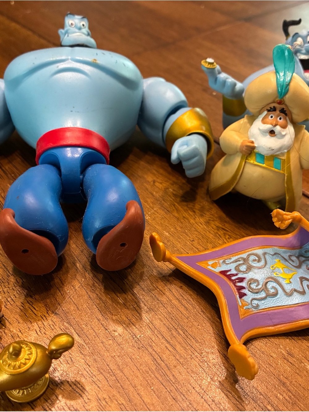 Disney Aladdin Genie and Sultan Playset Figures - Blue
